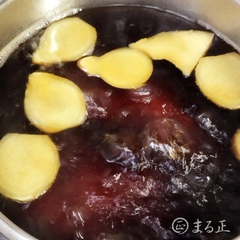 豚足の煮汁