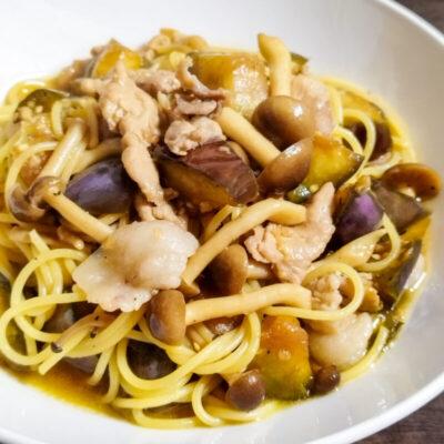 ナスとしめじと豚肉の和風パスタ