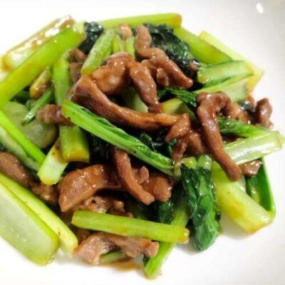 牛肉と小松菜の中華風炒め