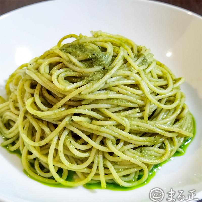 松の実・チーズなしのバジルソースパスタ