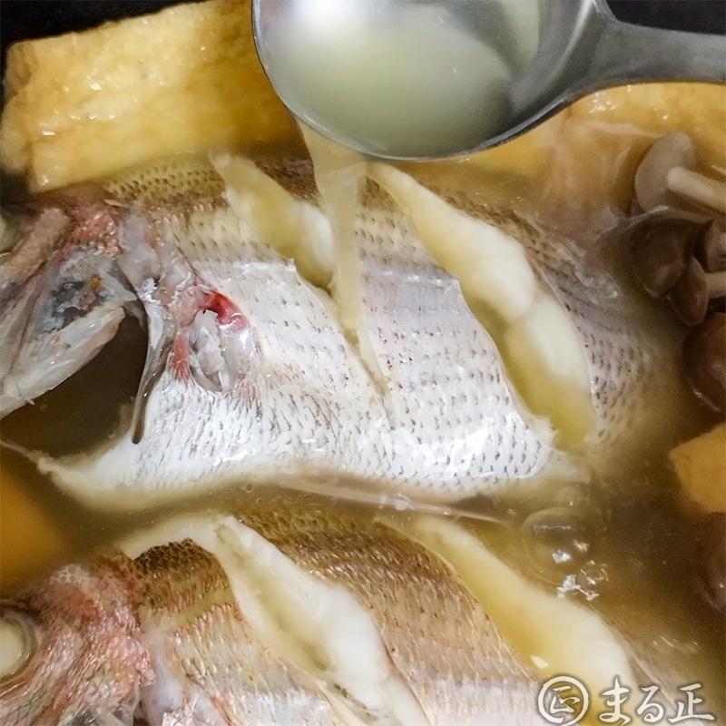 出汁を上から何度かかけながら更に2～3分煮込んだら完成です
